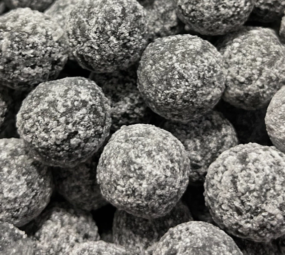 Super Sour Black Balls (Worlds sourest sweet) - Sweetiz